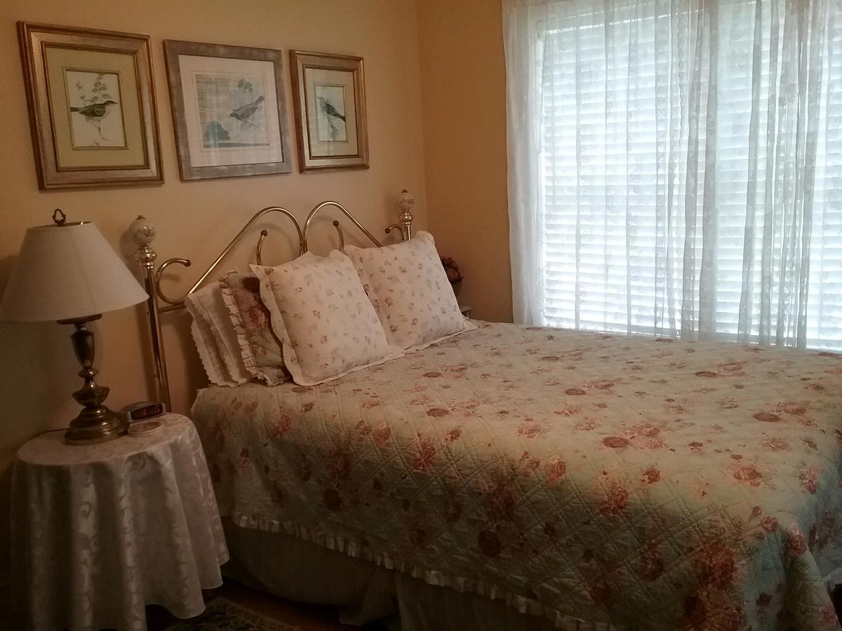 Hanover House Bed And Breakfast ไนแอการาฟอลส์ ภายนอก รูปภาพ