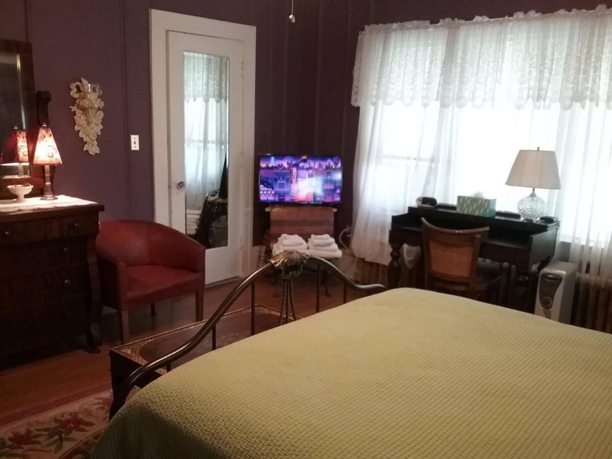 Hanover House Bed And Breakfast ไนแอการาฟอลส์ ภายนอก รูปภาพ