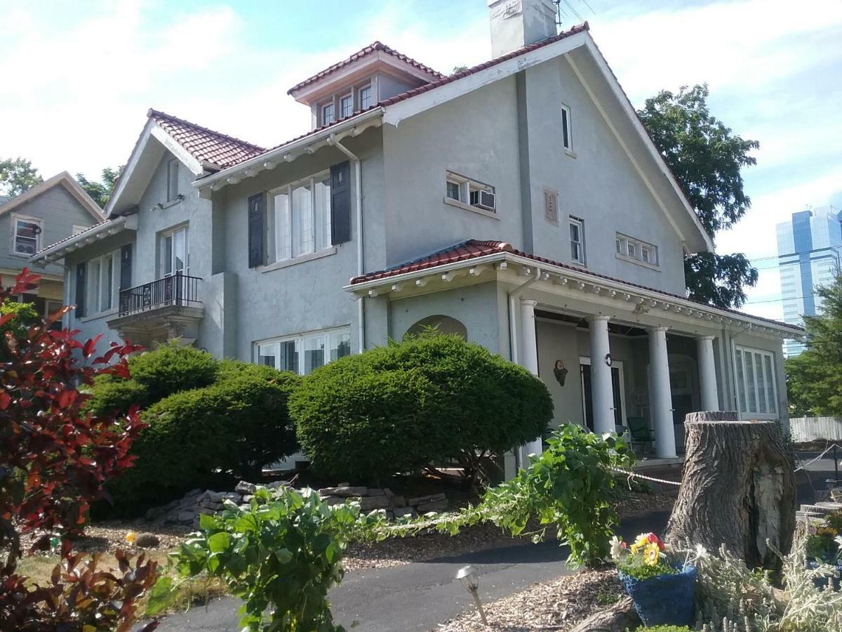 Hanover House Bed And Breakfast ไนแอการาฟอลส์ ภายนอก รูปภาพ