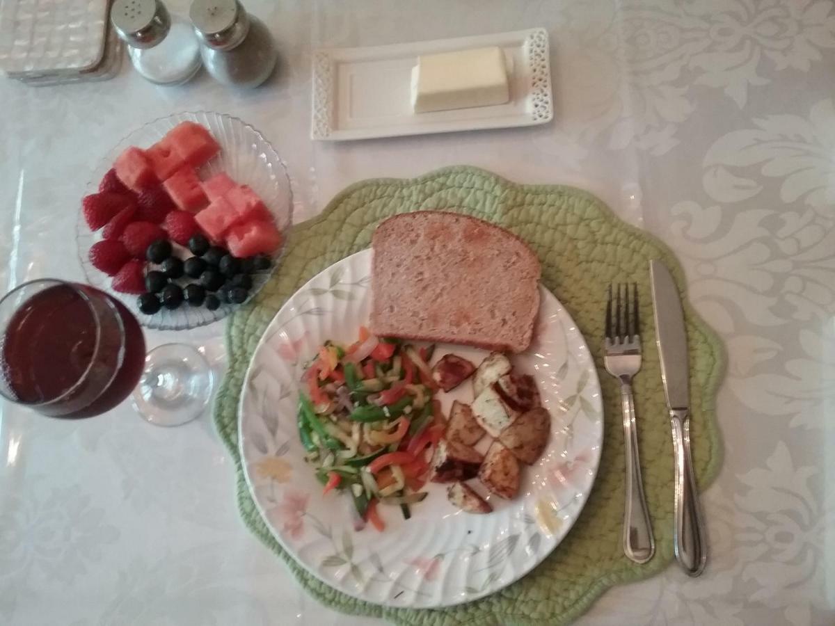 Hanover House Bed And Breakfast ไนแอการาฟอลส์ ภายนอก รูปภาพ